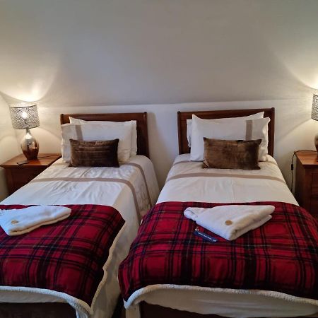 Lochview Guest House Ullapool Exteriör bild